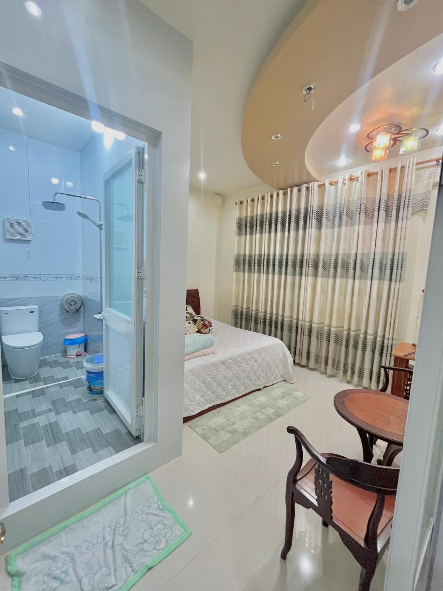 Cherry Homestay - Hoang De Motel Chau Doc Exterior foto